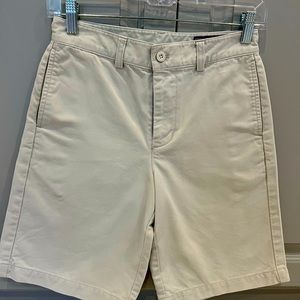 Like new Vineyard Vines “performance” stone color khaki shorts.   Size 14.